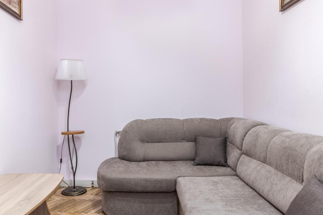 Striltsiv Apartment ลวีฟ ภายนอก รูปภาพ