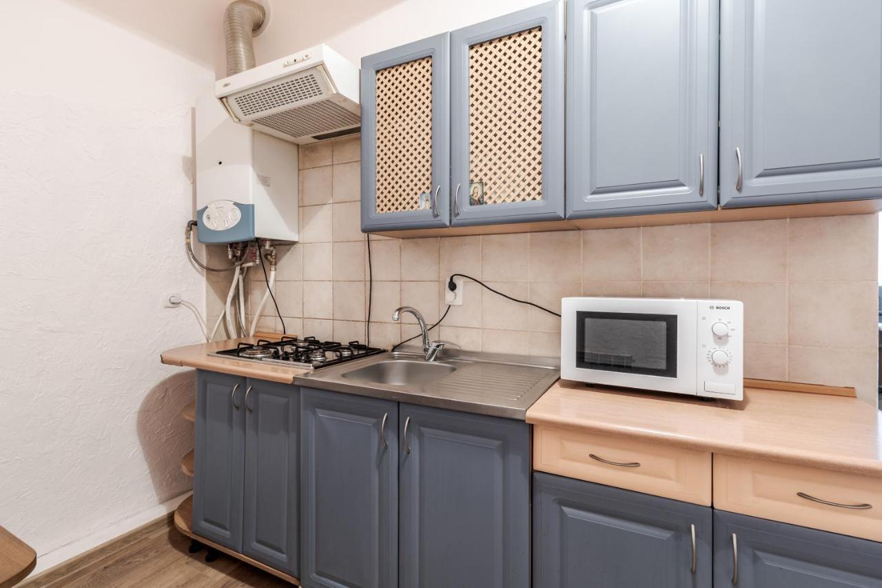 Striltsiv Apartment ลวีฟ ภายนอก รูปภาพ